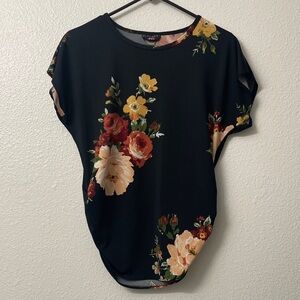 Discreet Black Floral Blouse
